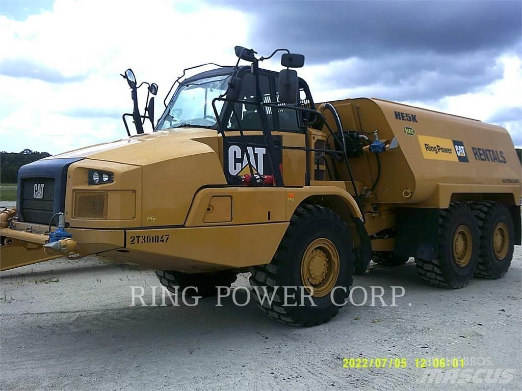 CAT 725C2WW Tovornjaki cisterne