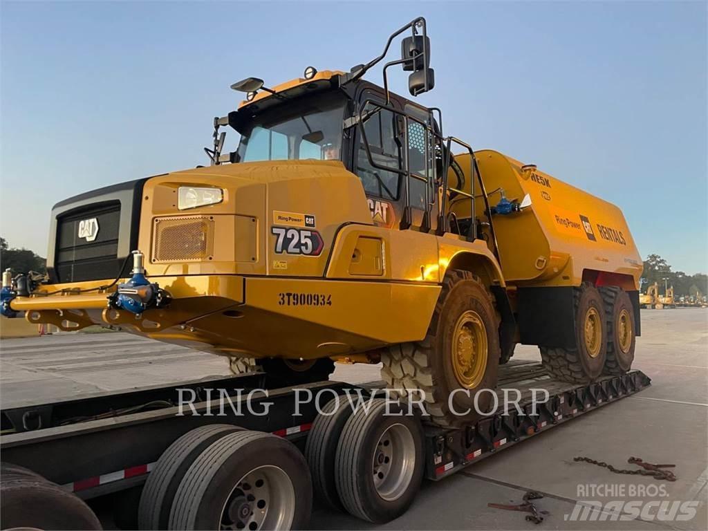 CAT 725WW Tovornjaki cisterne