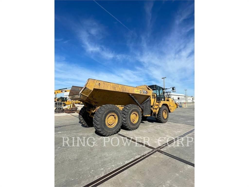 CAT 725WW Tovornjaki cisterne
