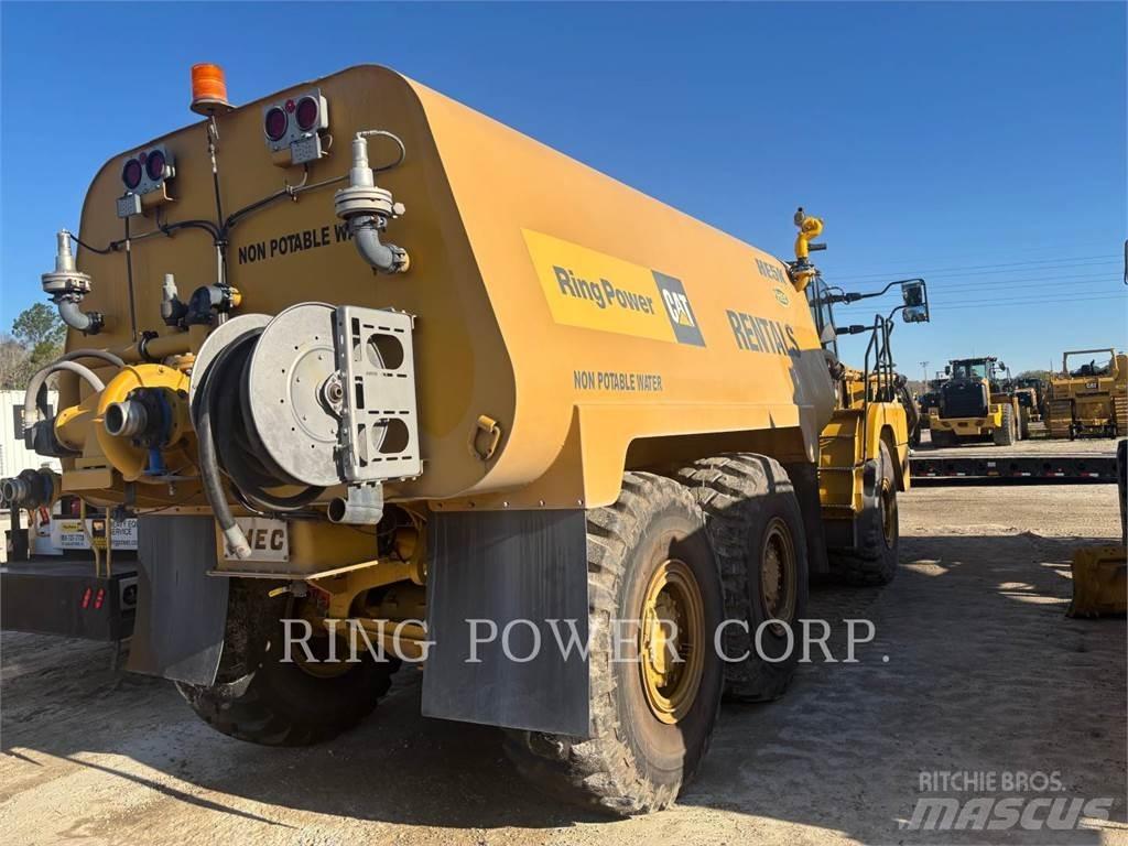 CAT 725WW Tovornjaki cisterne