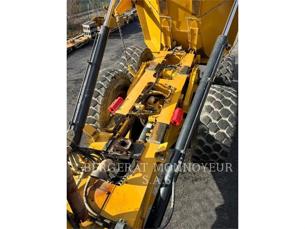 CAT 730 Zglobni demperji