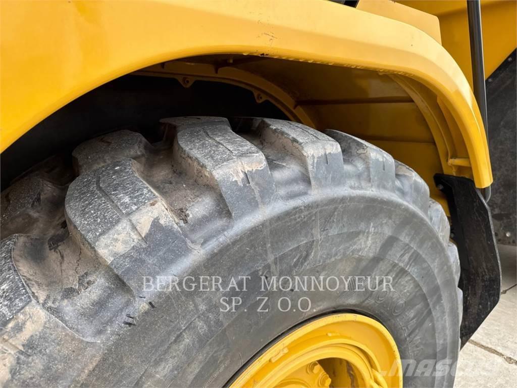 CAT 730 Zglobni demperji