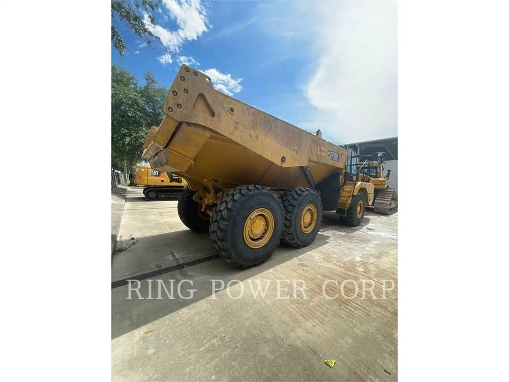 CAT 730WW Tovornjaki cisterne