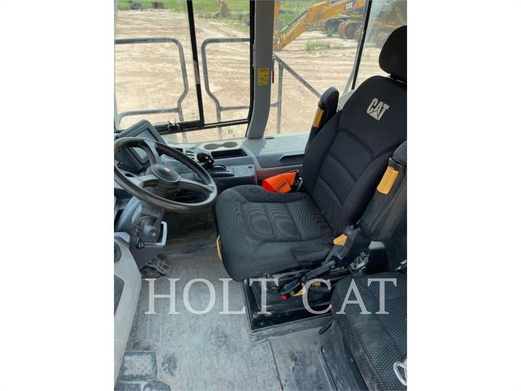 CAT 735 Zglobni demperji