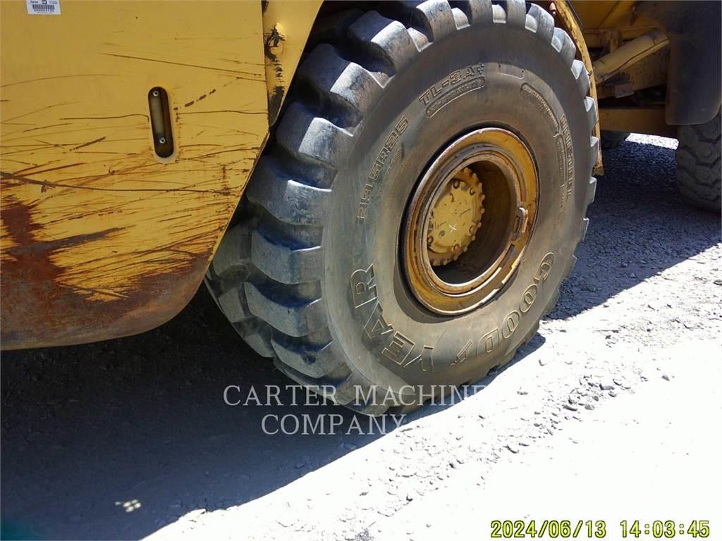 CAT 740 Zglobni demperji