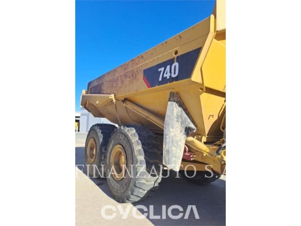 CAT 740 Zglobni demperji