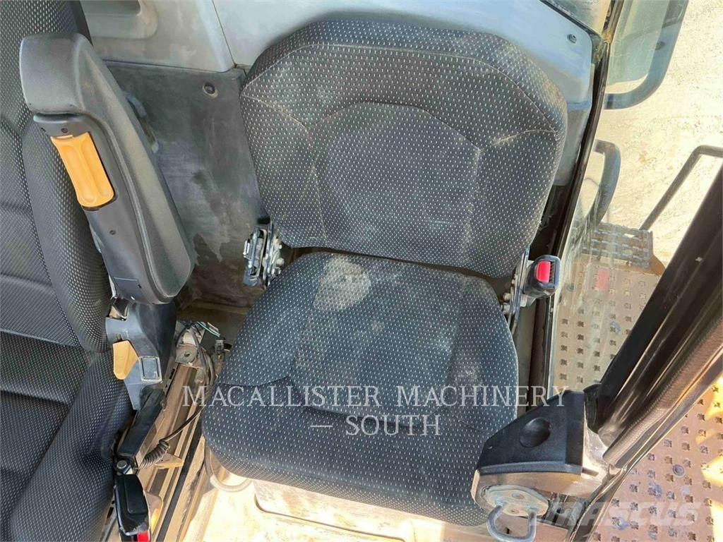 CAT 740 GC Zglobni demperji
