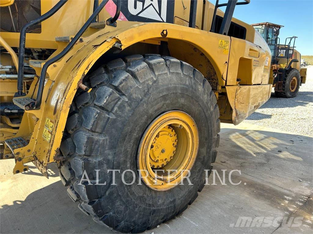 CAT 740B Zglobni demperji