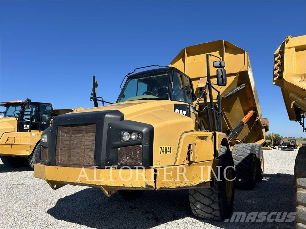CAT 740B Zglobni demperji