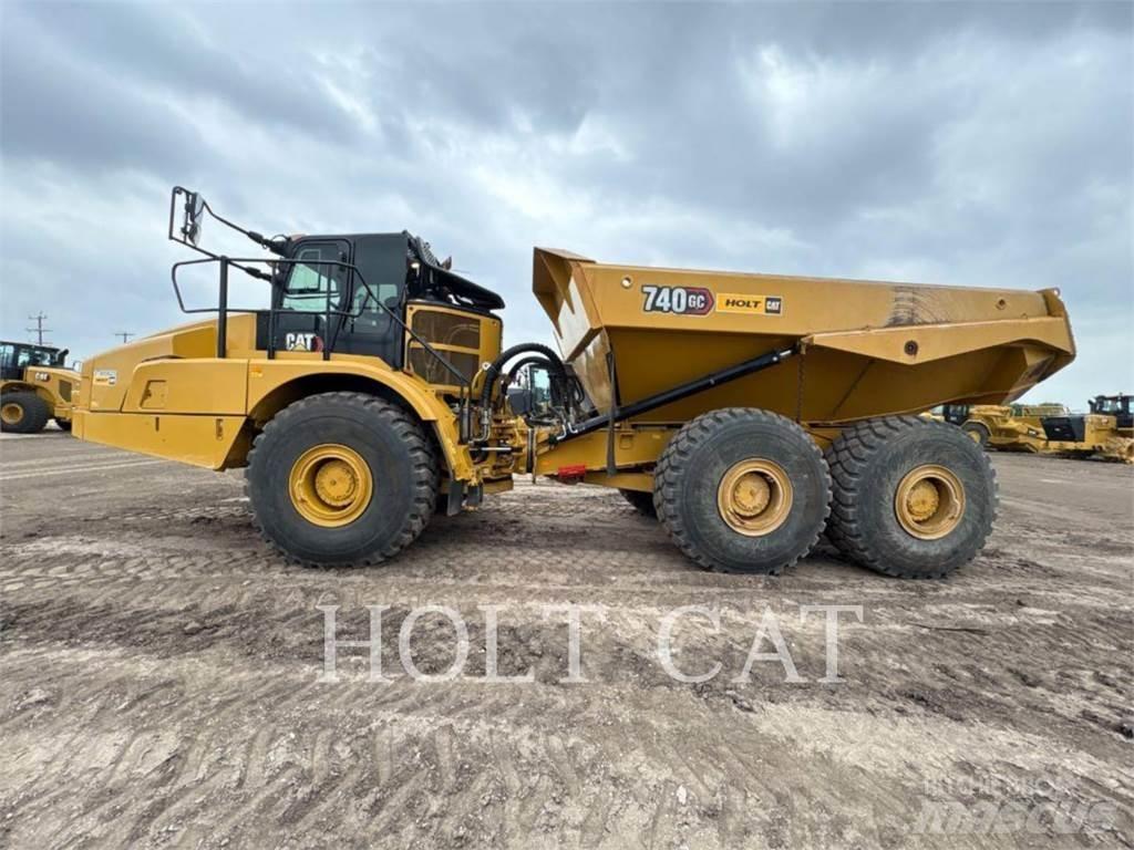 CAT 740GC Kolesni nakladalci
