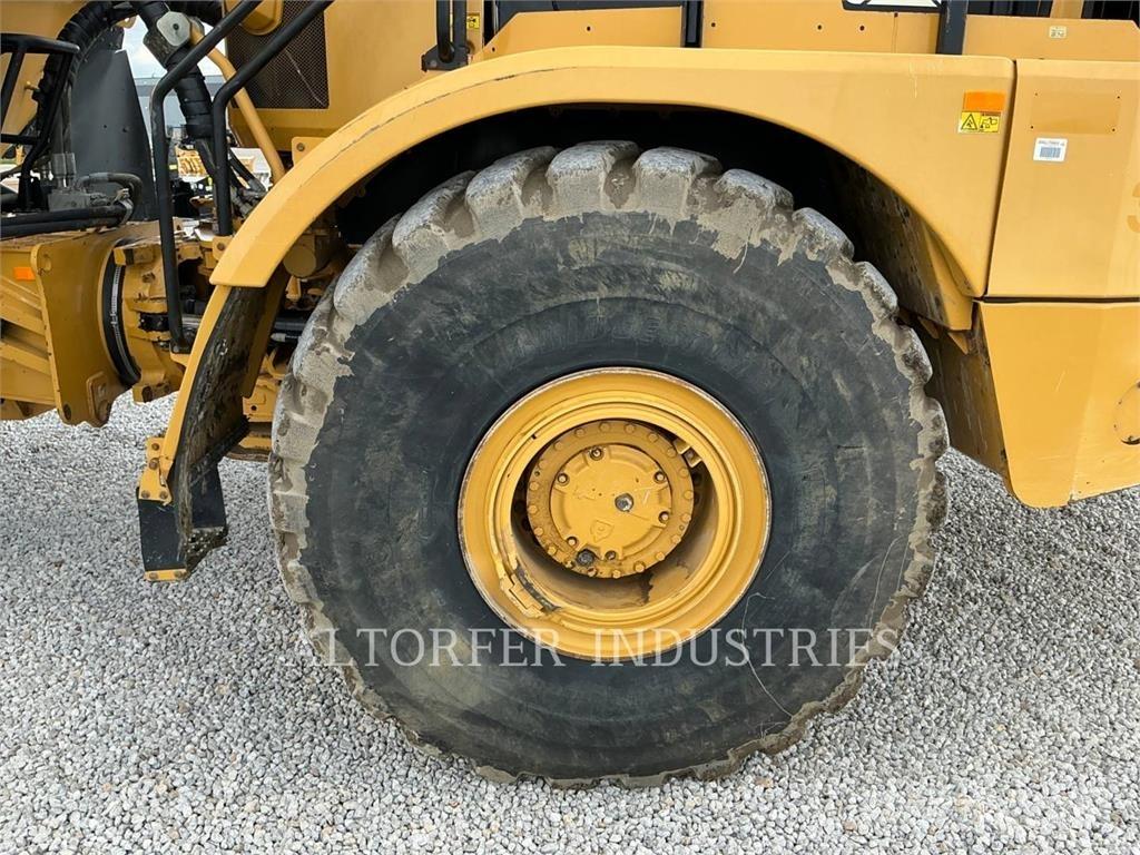 CAT 745 Zglobni demperji
