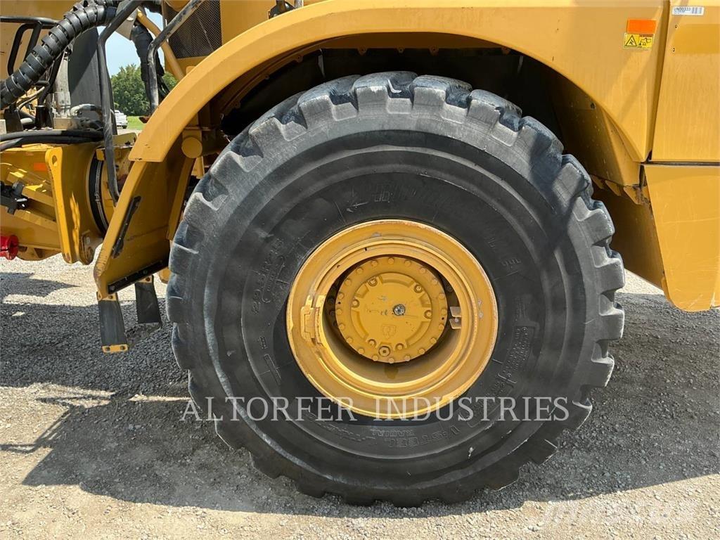 CAT 745 Zglobni demperji