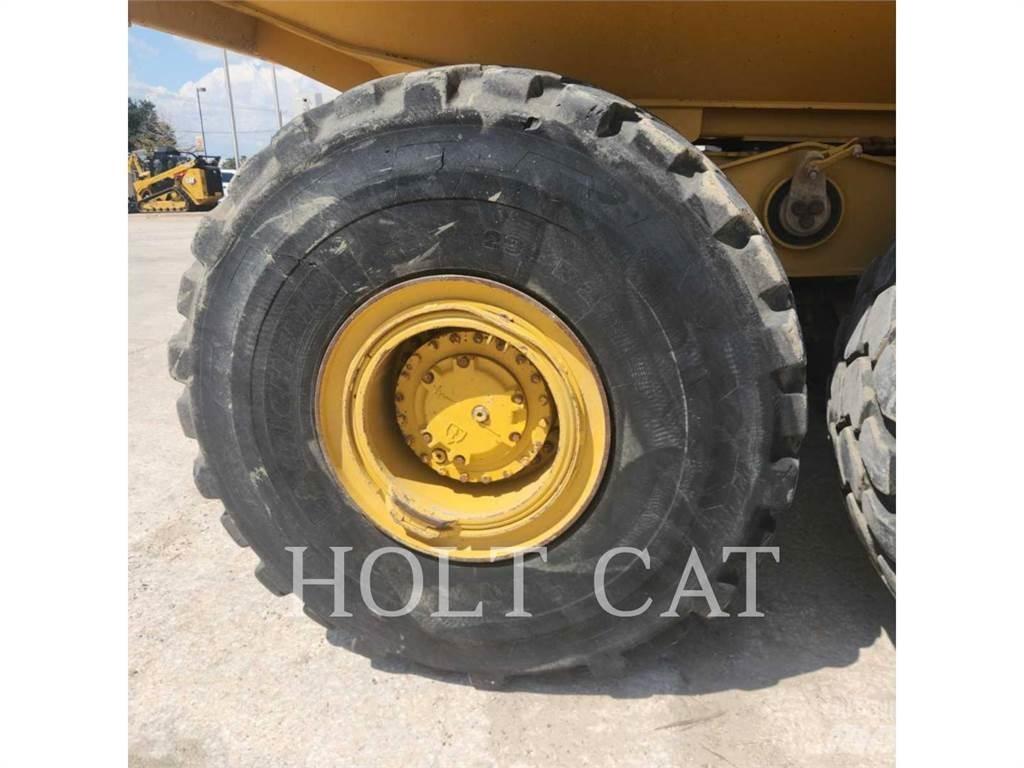 CAT 745 Zglobni demperji