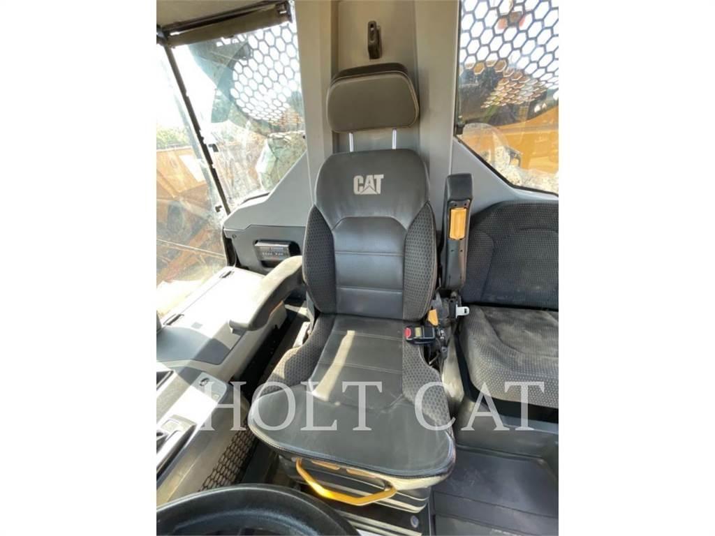 CAT 745 Zglobni demperji