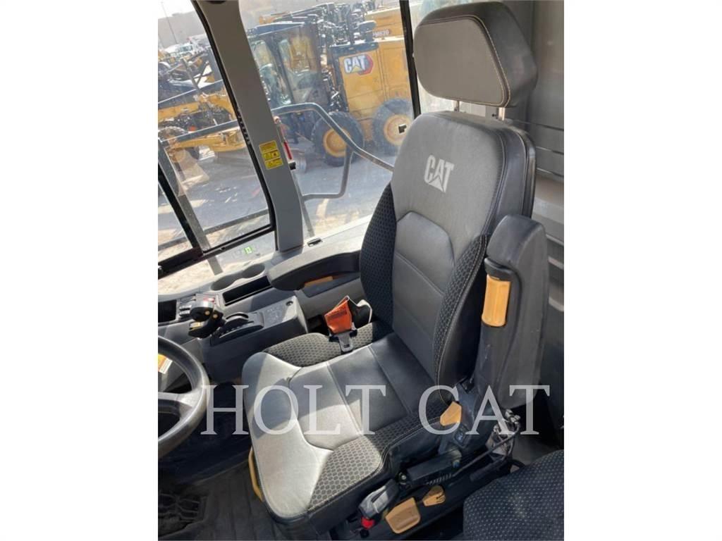 CAT 745 Zglobni demperji
