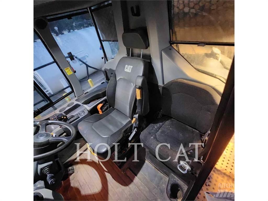 CAT 745 Zglobni demperji