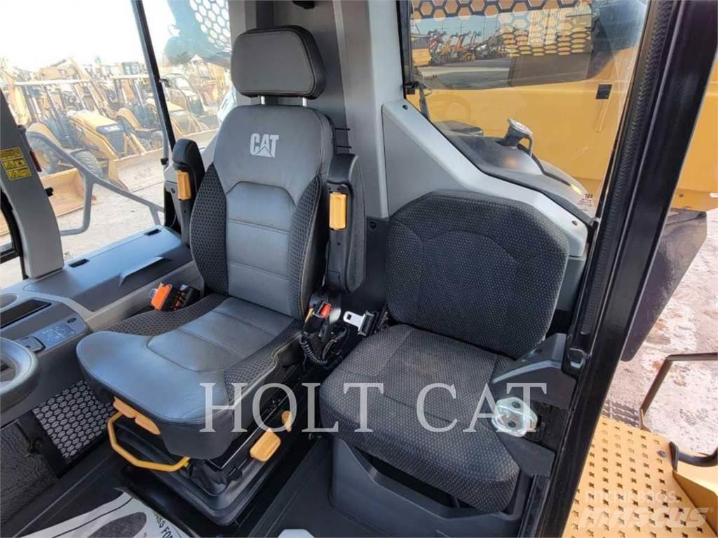 CAT 745 Zglobni demperji