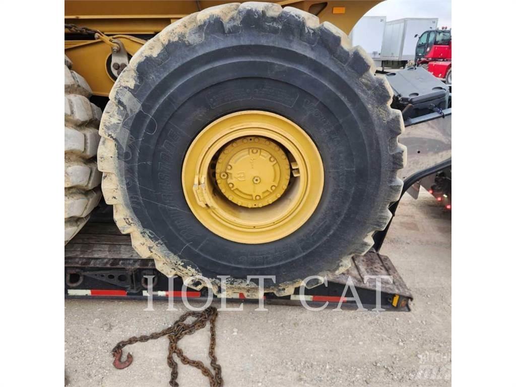 CAT 745 Zglobni demperji