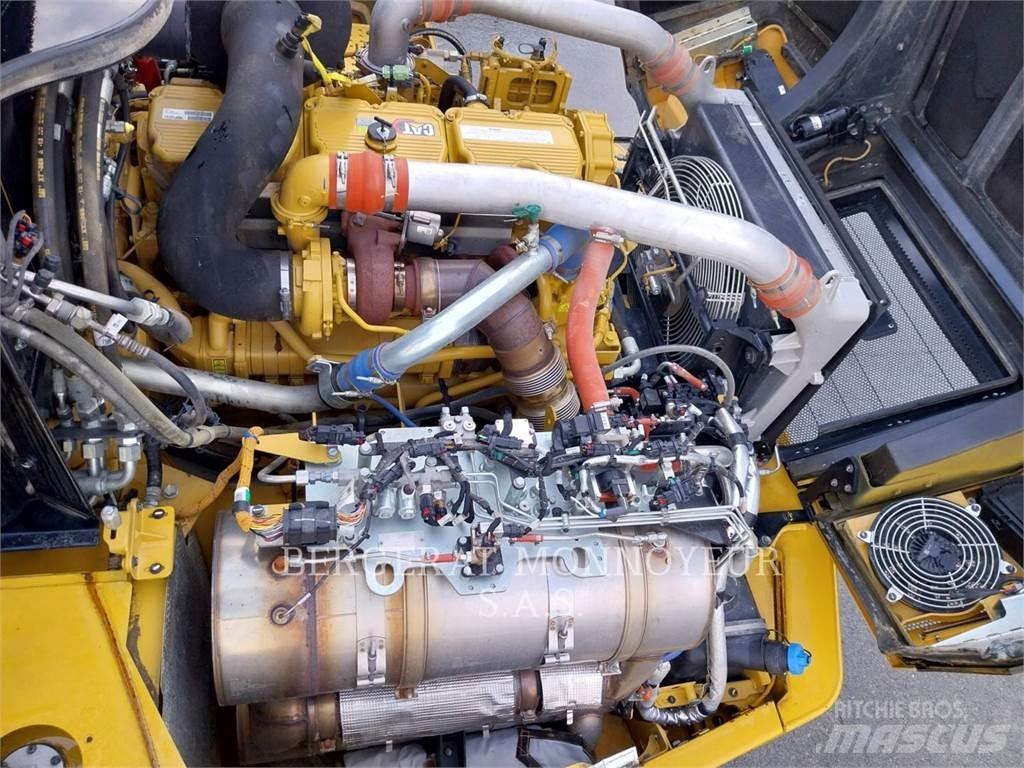 CAT 745 Zglobni demperji