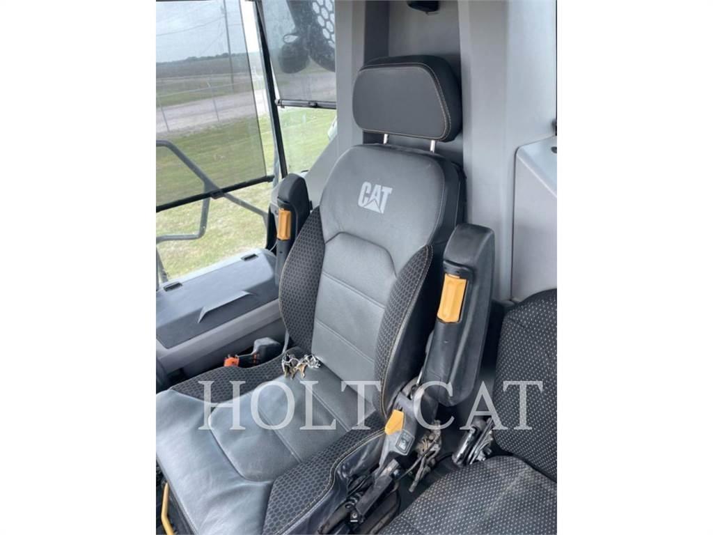 CAT 745 Zglobni demperji