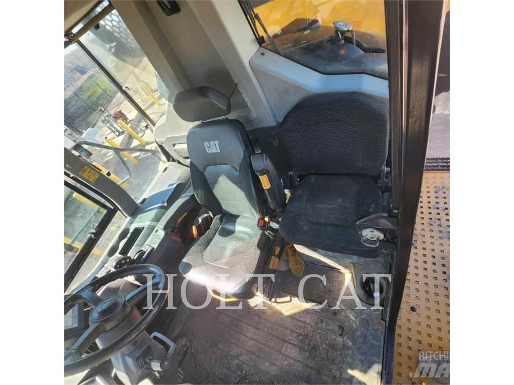 CAT 745 Zglobni demperji