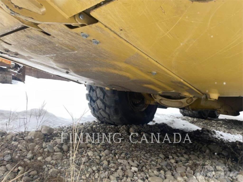 CAT 745 Zglobni demperji