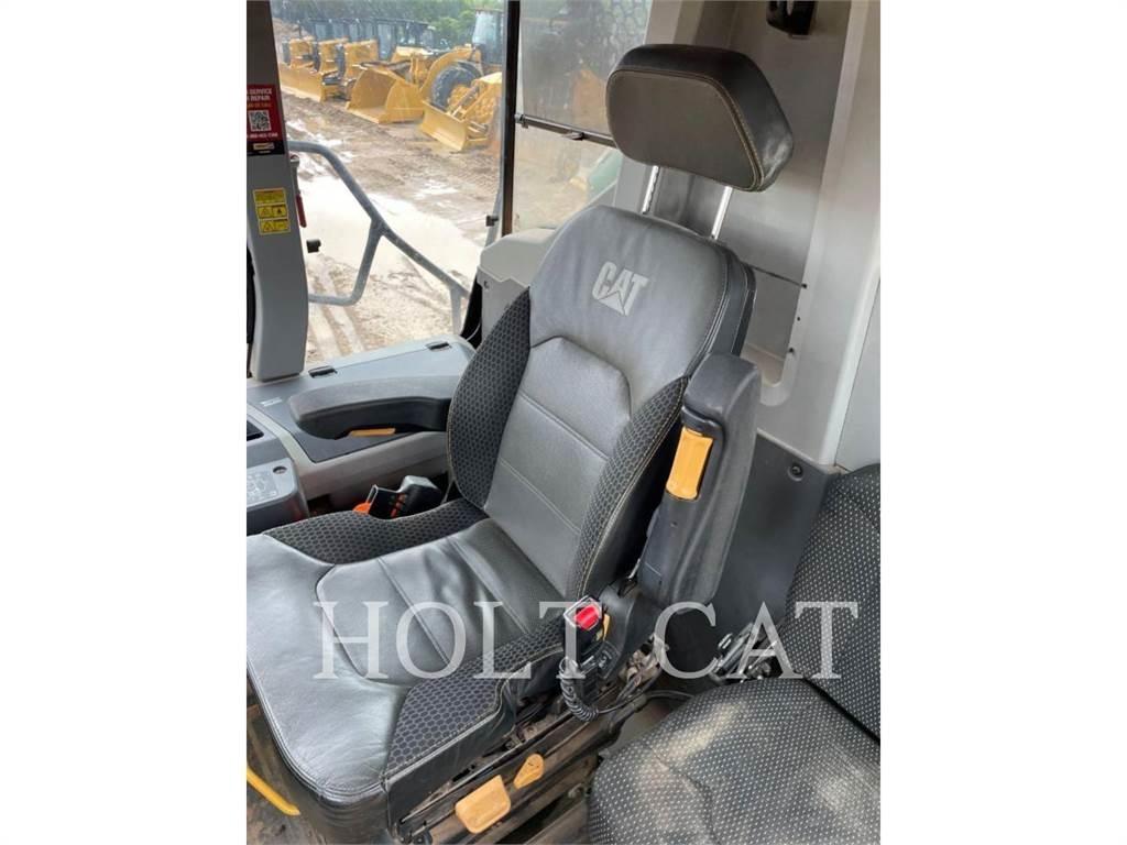 CAT 745 Zglobni demperji