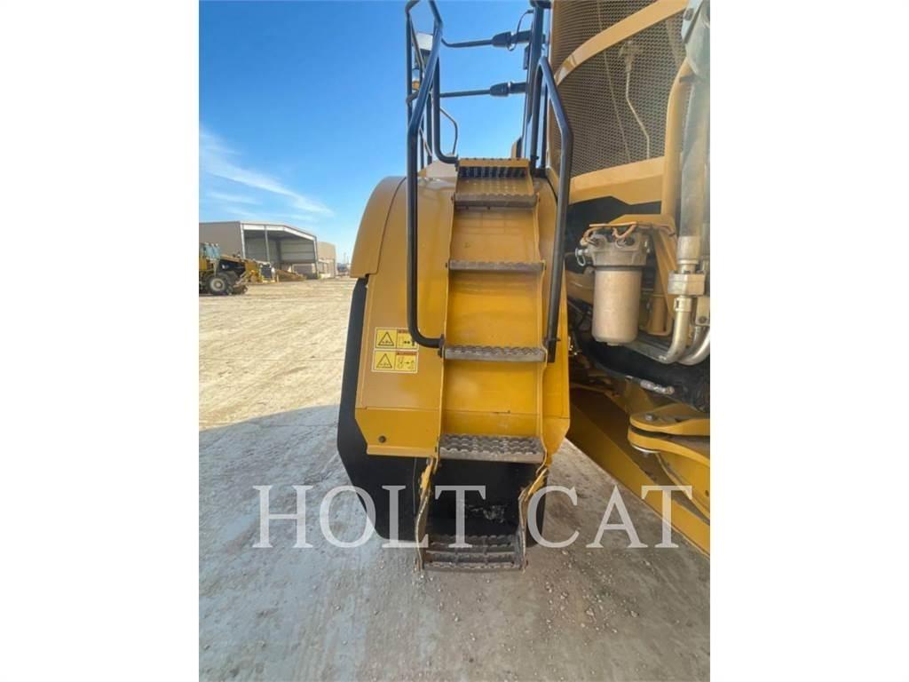 CAT 745 Zglobni demperji