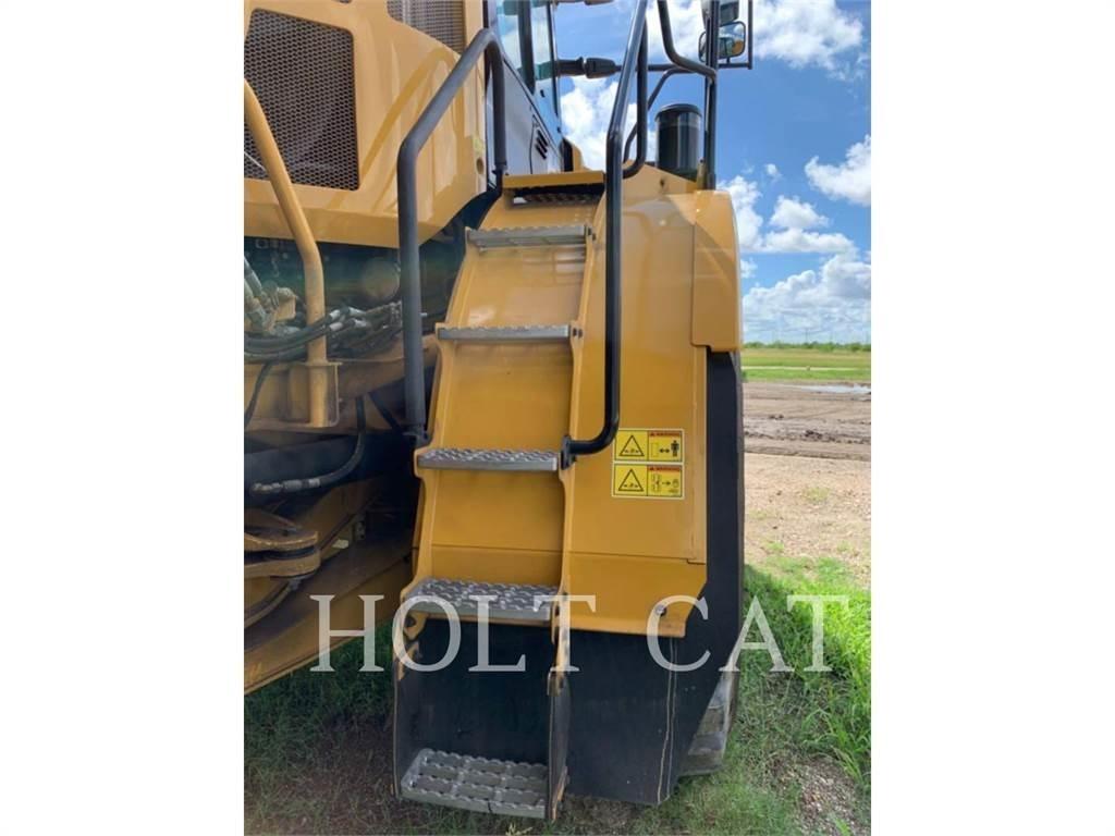 CAT 745 Zglobni demperji
