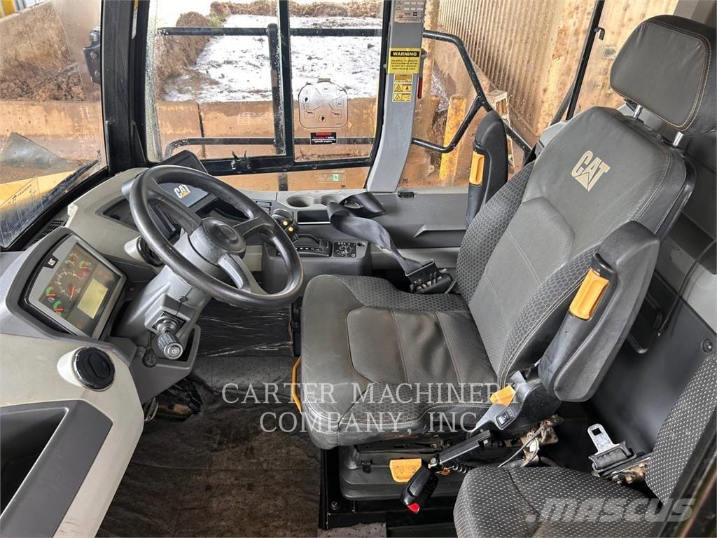 CAT 745 Zglobni demperji
