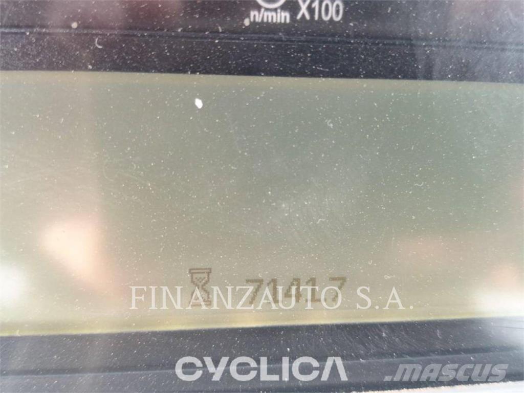 CAT 745 Zglobni demperji