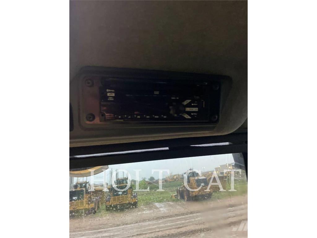 CAT 745 Zglobni demperji