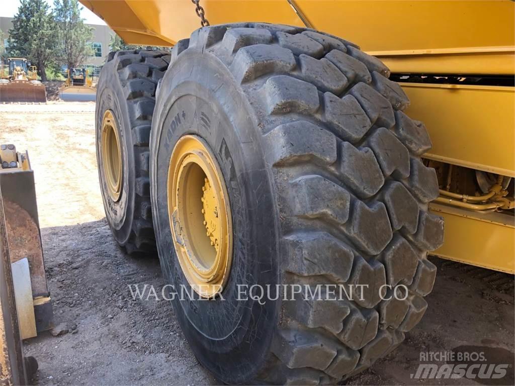 CAT 745 Zglobni demperji
