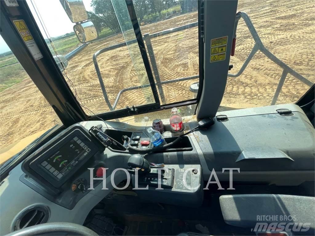 CAT 745-04 Zglobni demperji