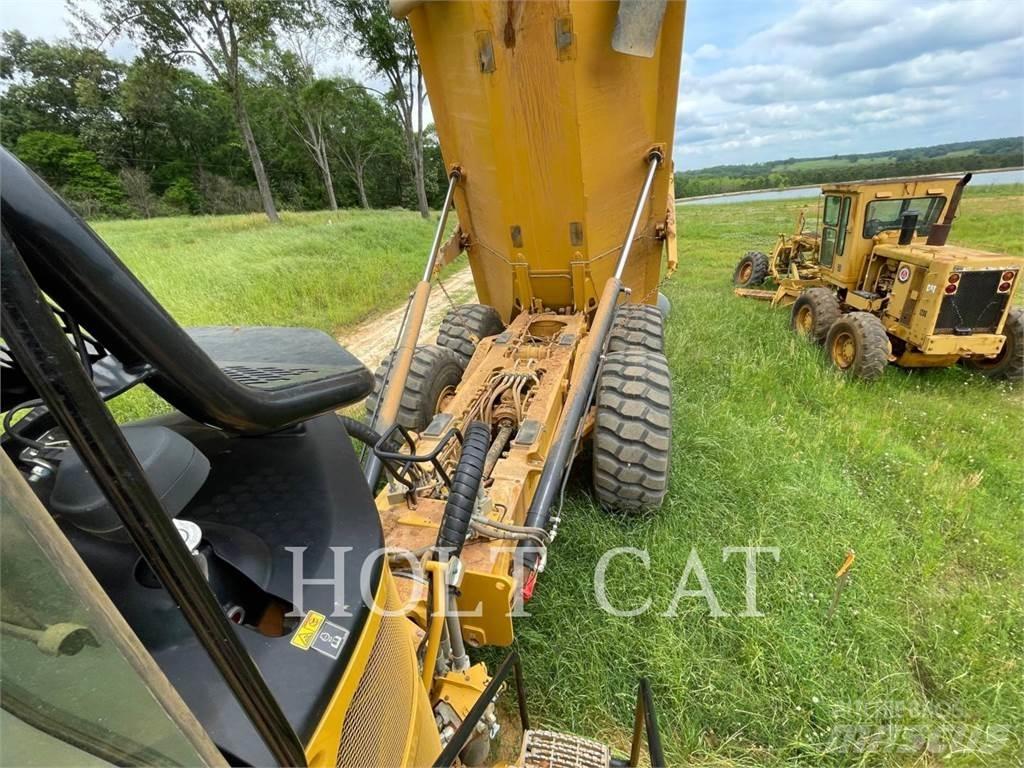 CAT 745-04 Zglobni demperji