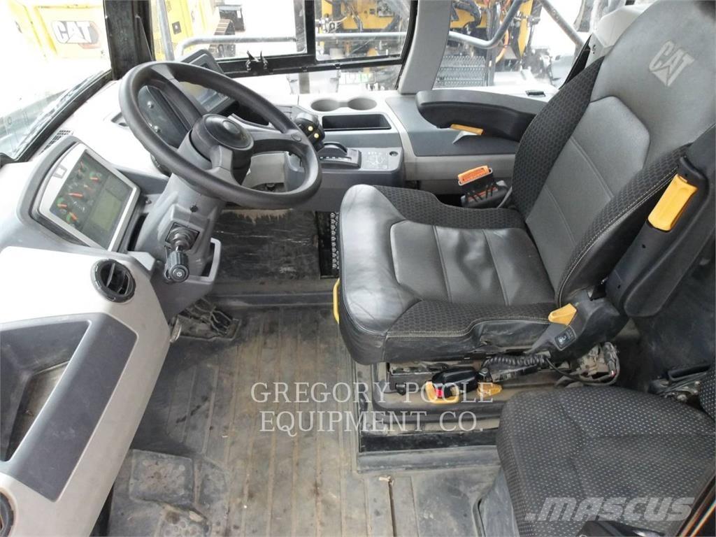 CAT 745-04 Zglobni demperji