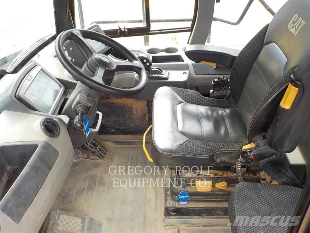 CAT 745-04 Zglobni demperji
