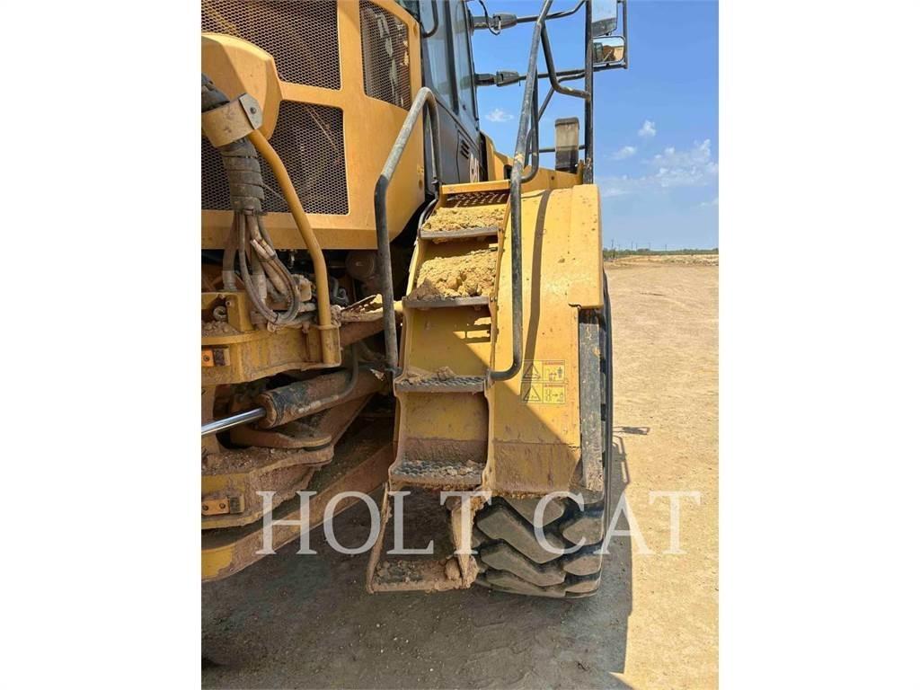 CAT 74504 Zglobni demperji