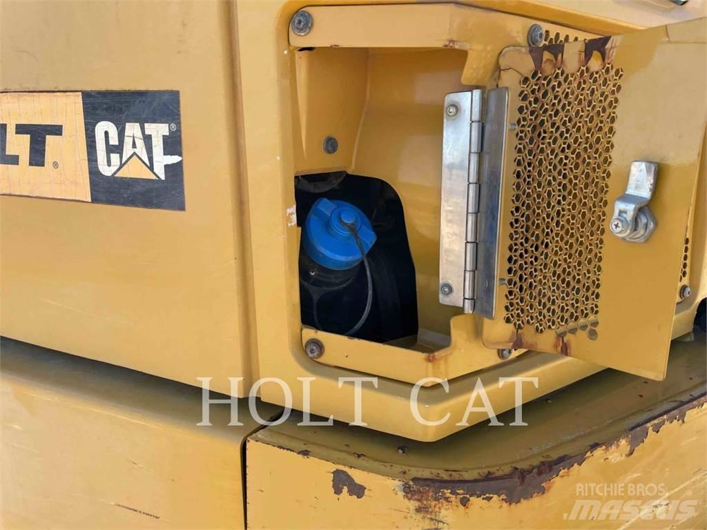 CAT 74504 Zglobni demperji