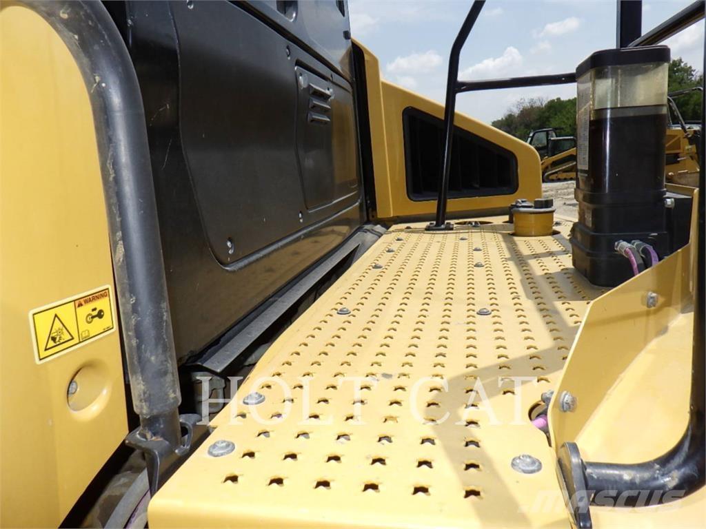 CAT 74504 Zglobni demperji