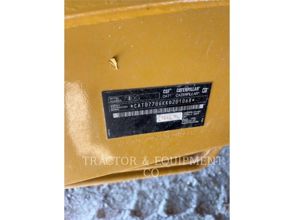 CAT 770G Zglobni demperji