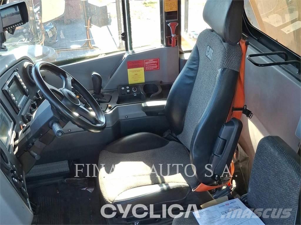 CAT 772G Zglobni demperji