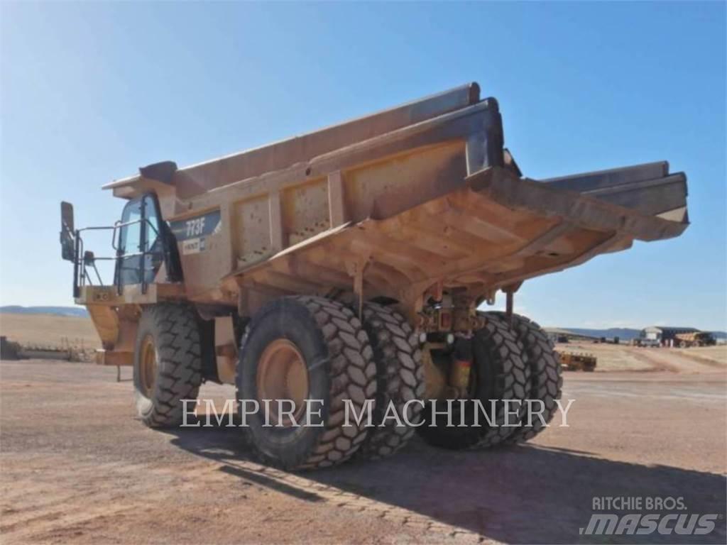 CAT 773F Zglobni demperji