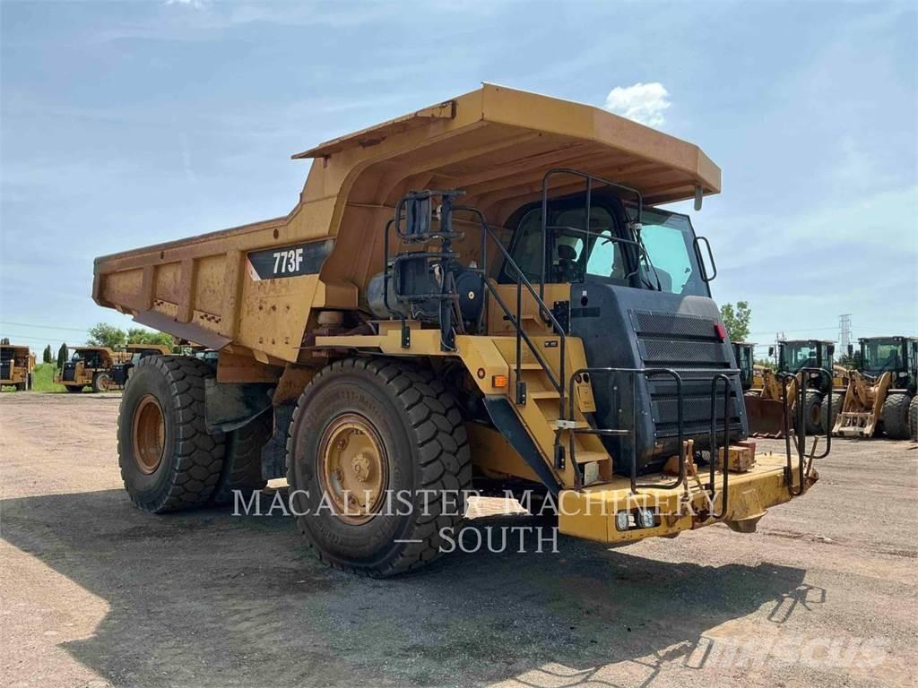 CAT 773F Zglobni demperji