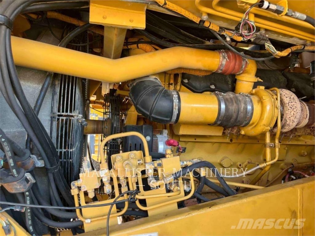 CAT 775F Zglobni demperji