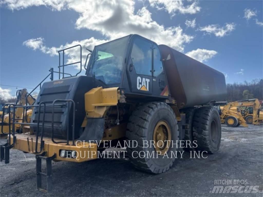 CAT 775F WW Tovornjaki za vodo