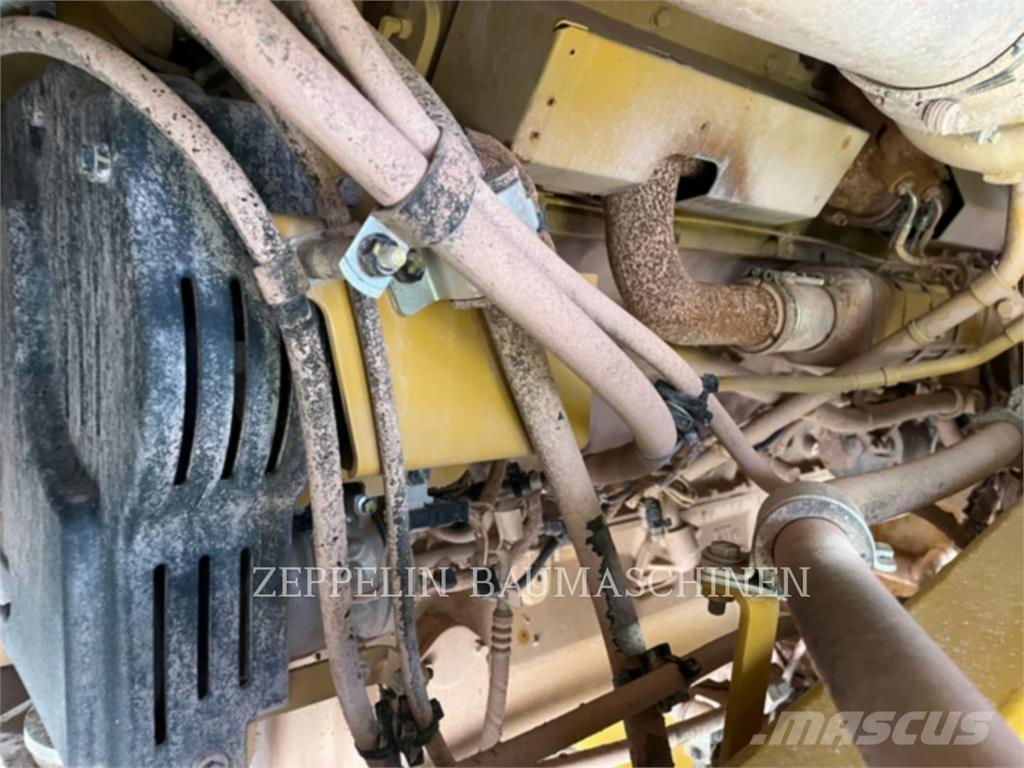 CAT 775G Zglobni demperji