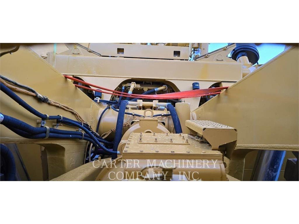 CAT 777 D Zglobni demperji