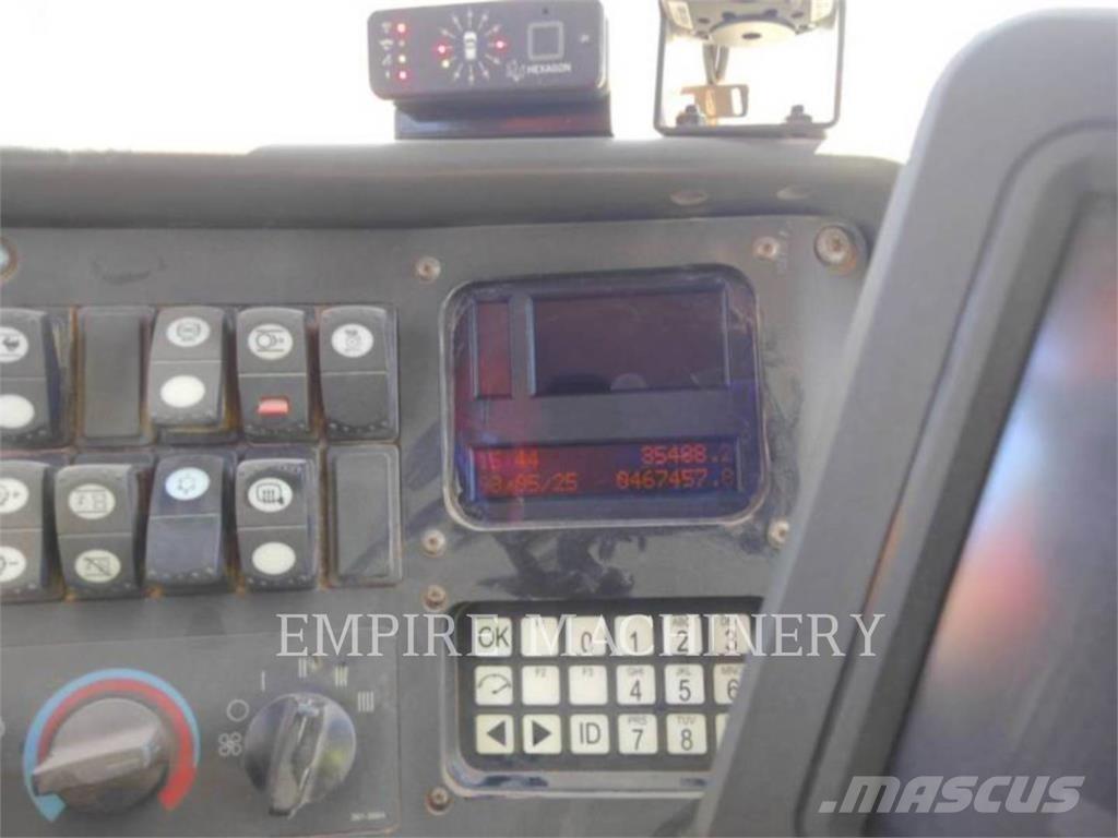 CAT 789D Zglobni demperji