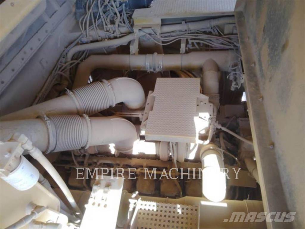 CAT 789D Zglobni demperji